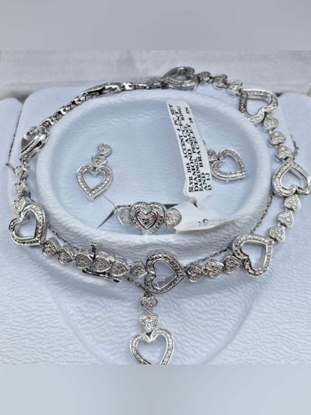 Sterling silver 925 Crystal heart set in box 4 piece set NWT